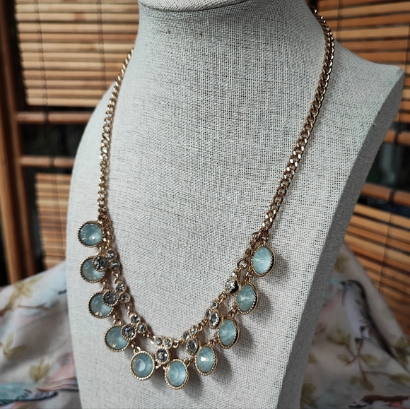 Milky Opaline Seafoam Crystal Glass Gold Tone Statement Necklace Crown Logo NEW - Picture 2 of 10